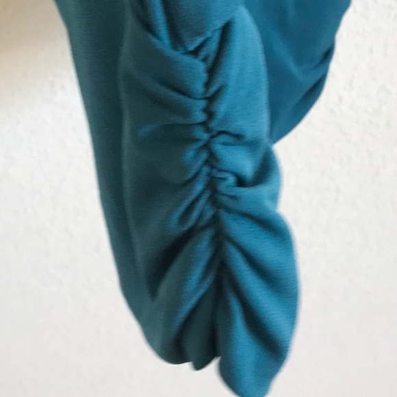 Turquoise blouse - Picture 4 of 4